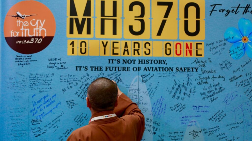 MH370