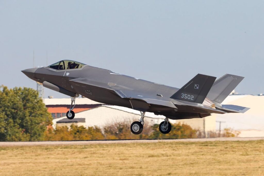 F-35 Husarz