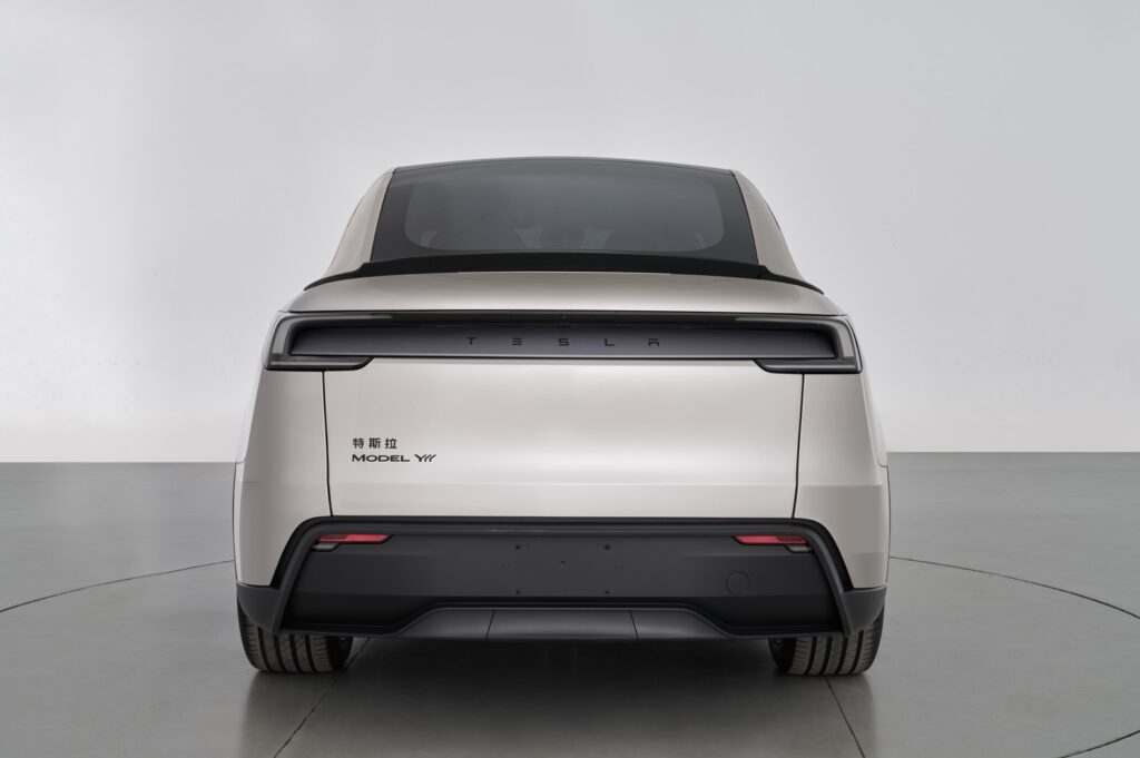 Tesla Model Y L
