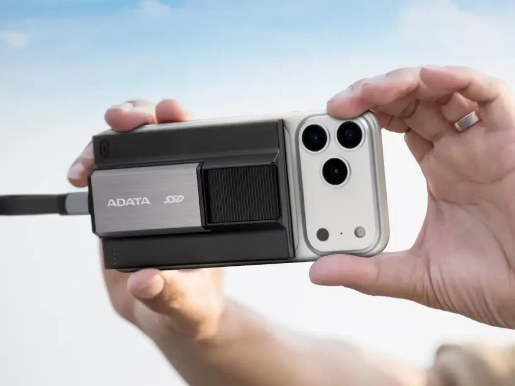 Koniec z brakiem pamięci i rozładowaną baterią? ADATA SR800 to powerbank i dysk SSD Adata SR800